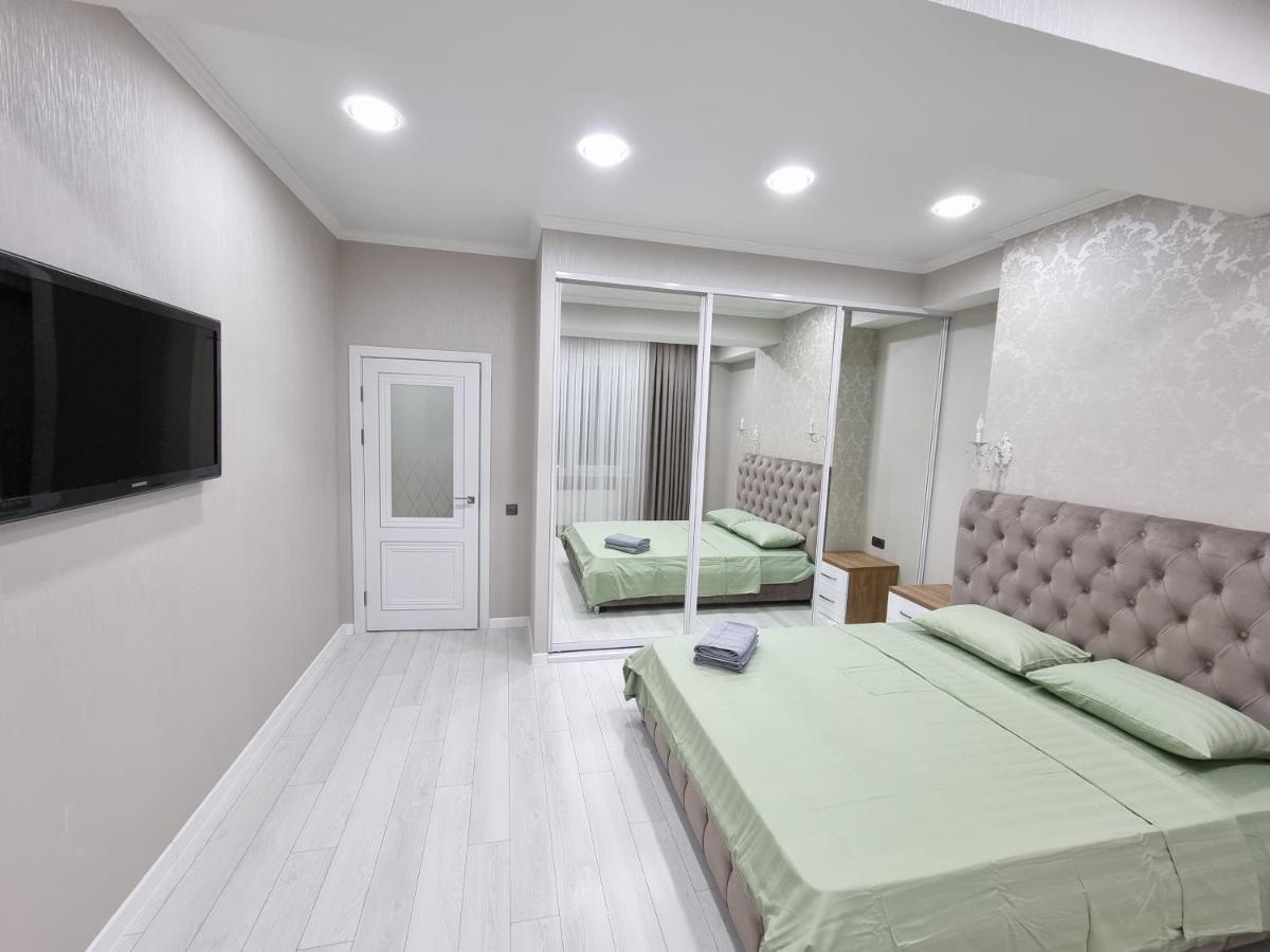 Luxury Best Grand New Apartaments Ultra Central Кишинев Екстериор снимка