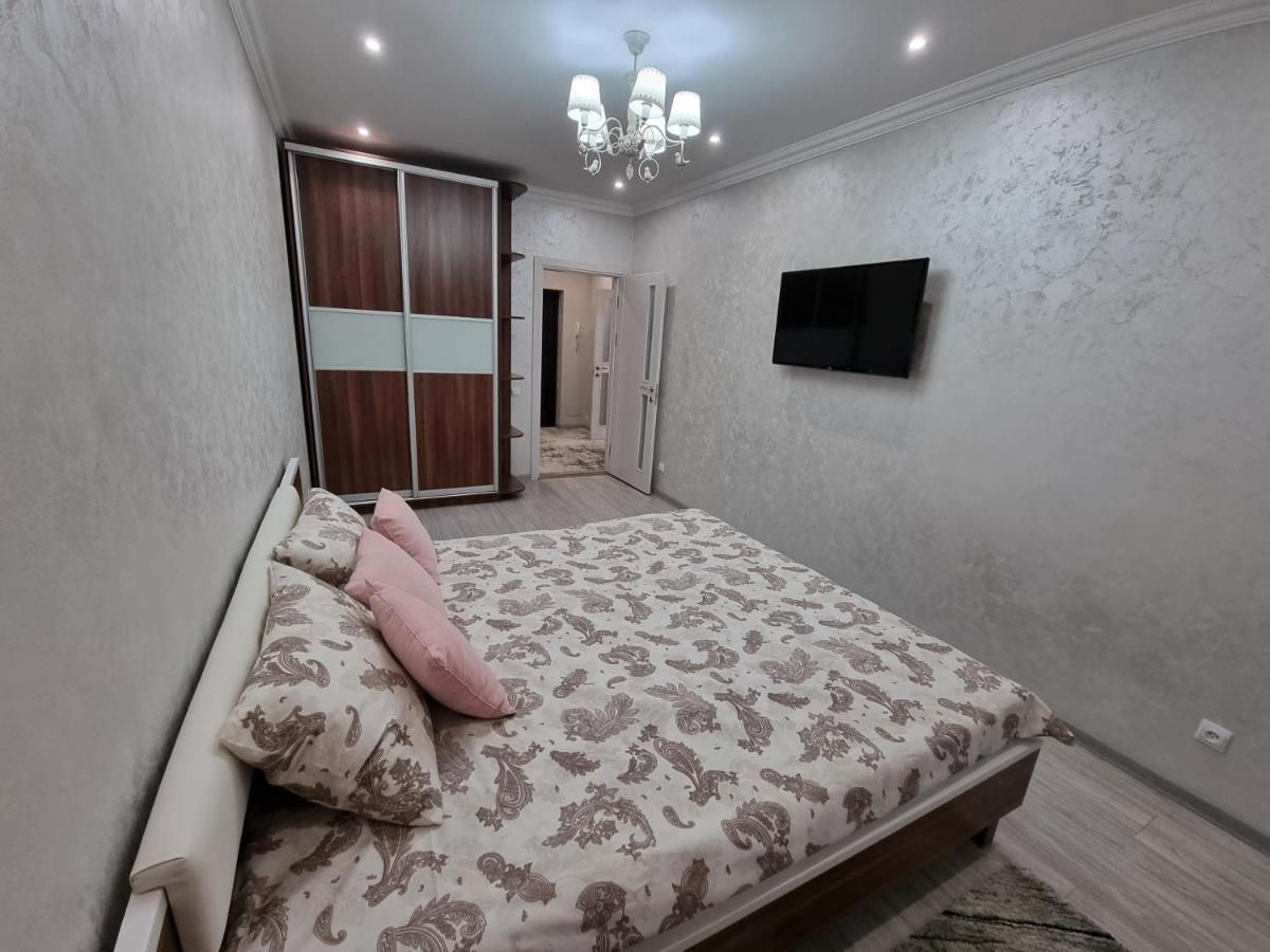 Luxury Best Grand New Apartaments Ultra Central Кишинев Екстериор снимка
